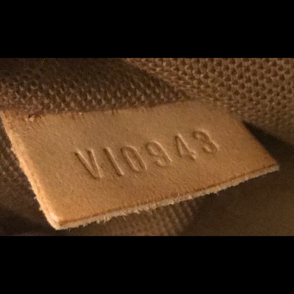 LOUIS VUITTON ALMA PM - Picture 14 of 16